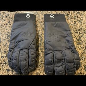 The North face gloves